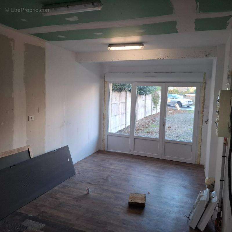 Maison à MINIAC-MORVAN