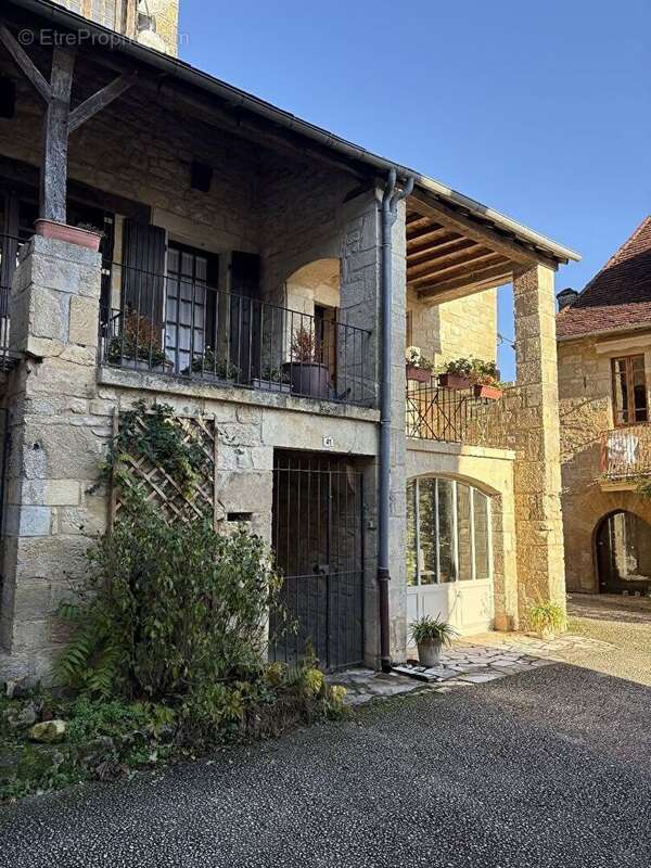 Maison à SAINT-ROBERT