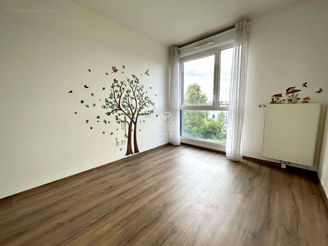 Appartement Carrieres Sous Poissy 5 pièce(s) 103 m2 - photo 7