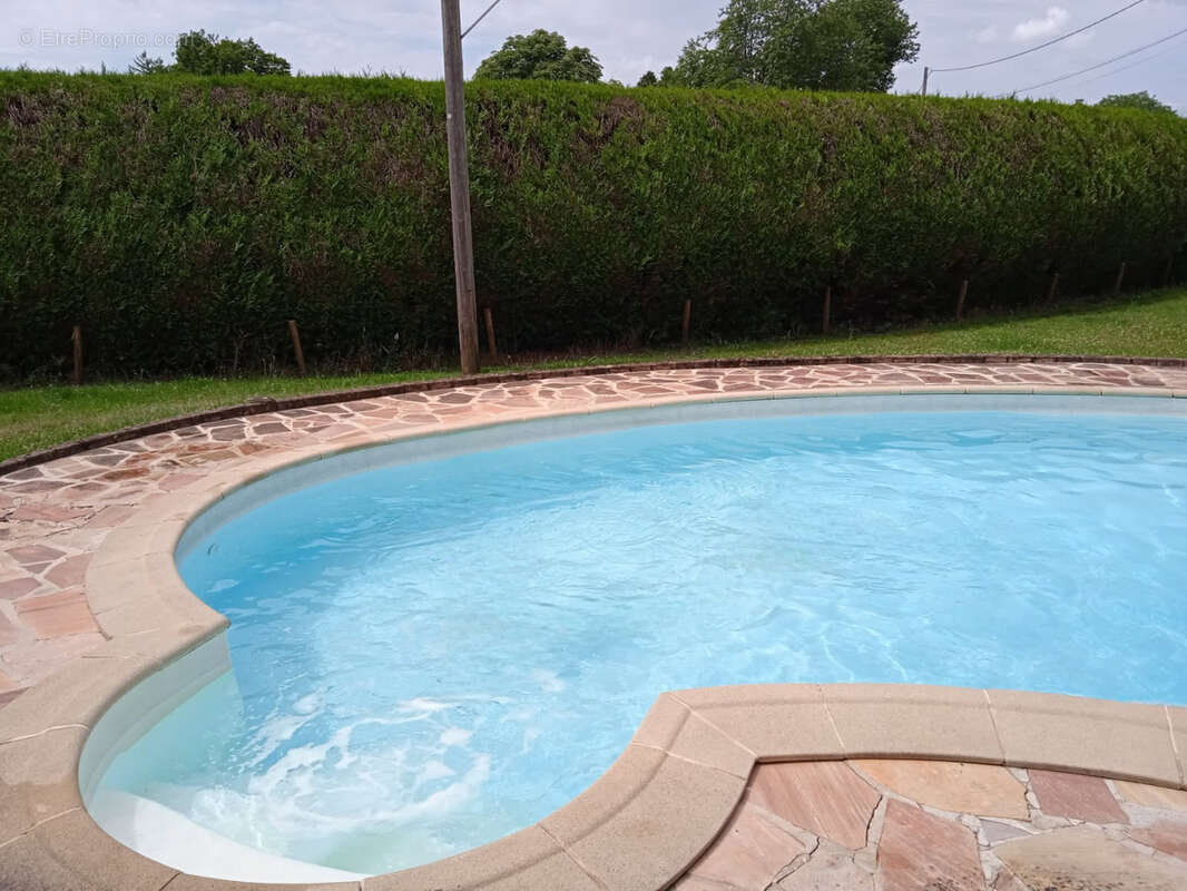 Maison à CHAMPAGNEY