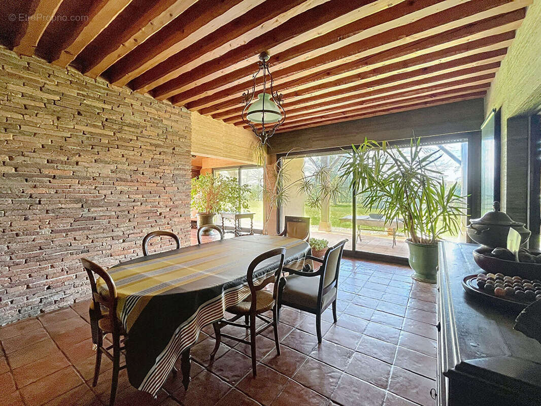 Maison à MONDONVILLE