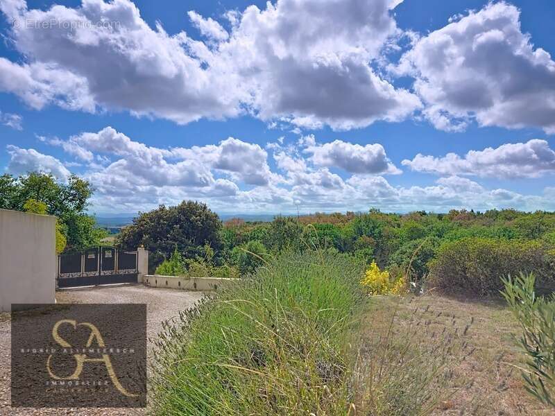 Maison à BRUGAIROLLES