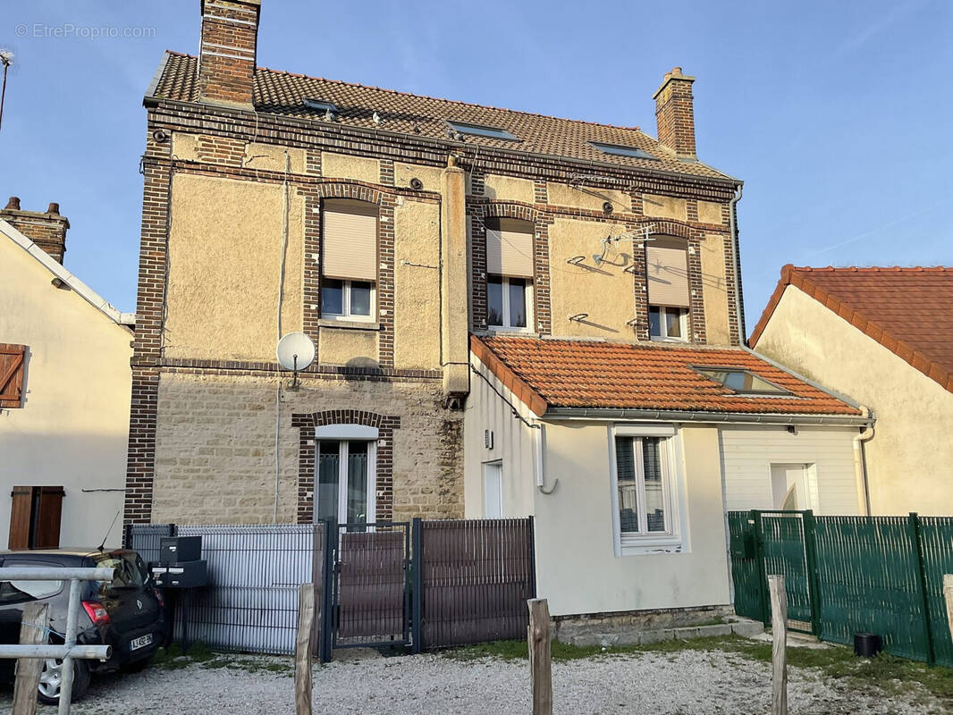 façade sud - Appartement à TROYES