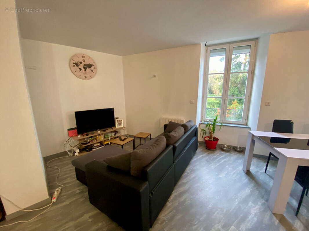 Appartement à SAINT-GERMAIN-LAVAL