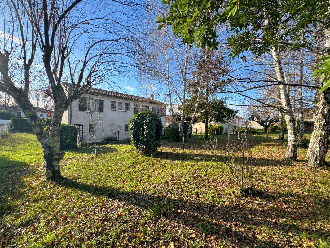 Maison à RAZAC-SUR-L'ISLE