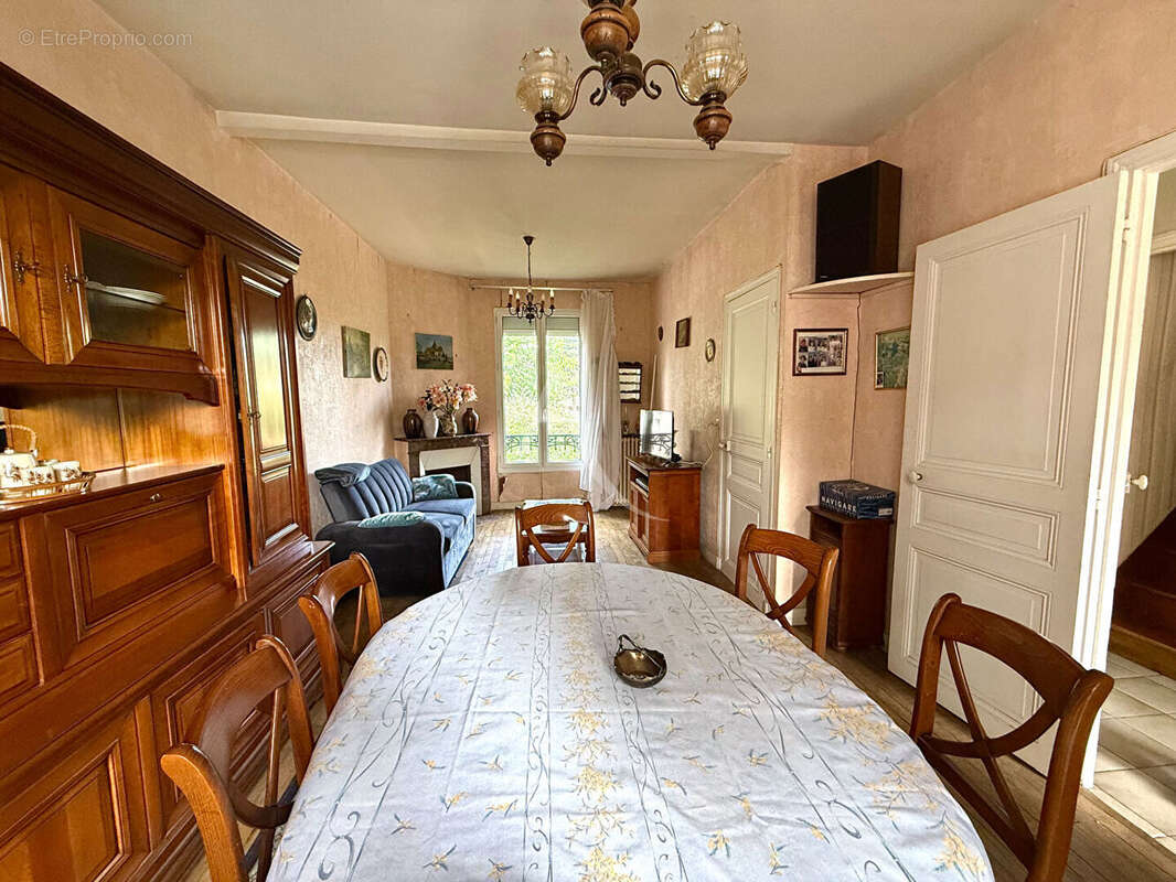 Maison à VILLEMOMBLE