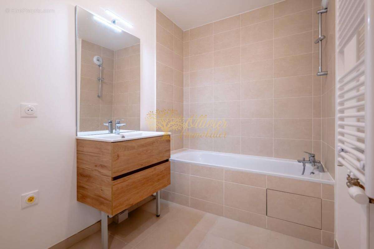 Appartement à MAISONS-ALFORT