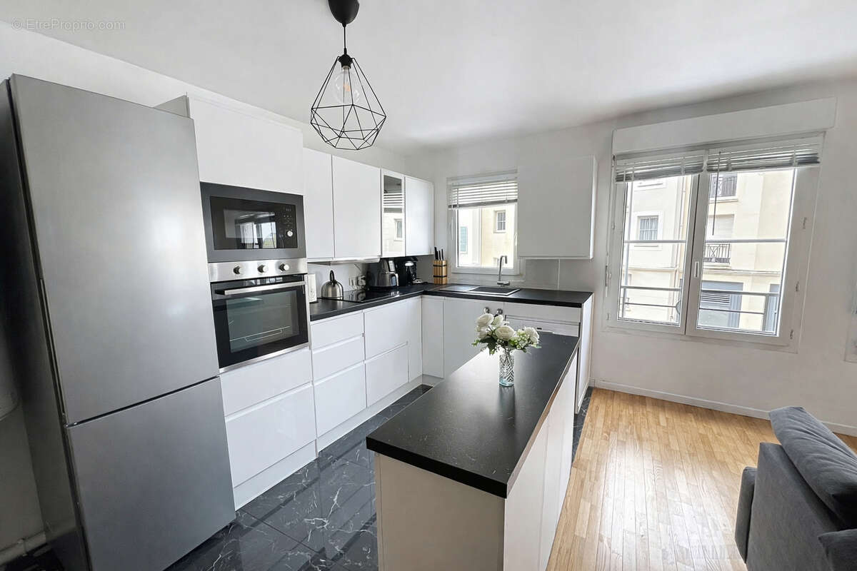 Appartement à MONTIGNY-LE-BRETONNEUX