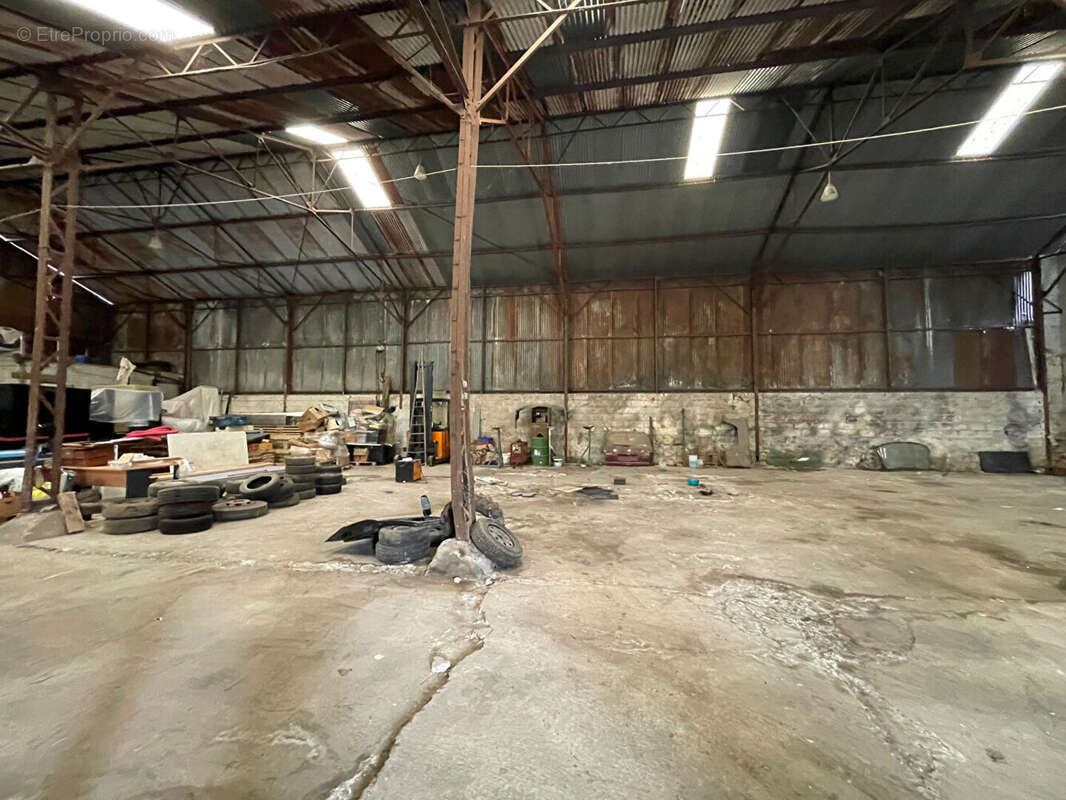 Commerce à LA FERTE-SOUS-JOUARRE