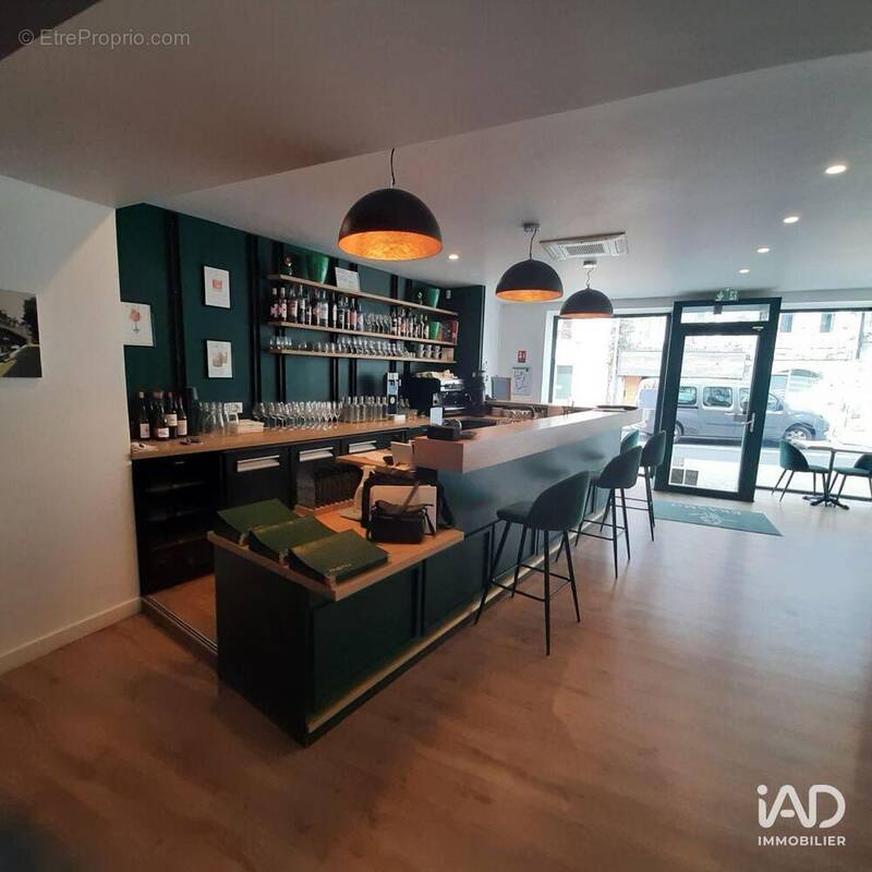 Photo 1 - Commerce à CARHAIX-PLOUGUER