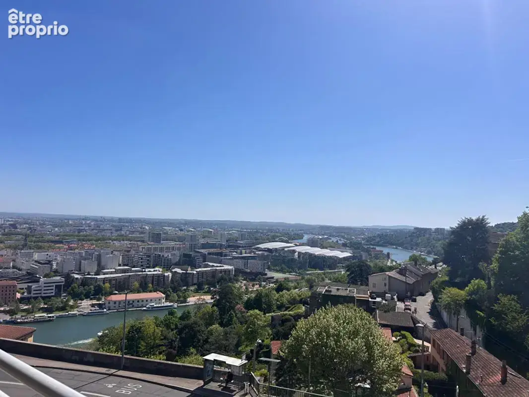 Appartement  118 m2   lyon 5 ème - photo 2