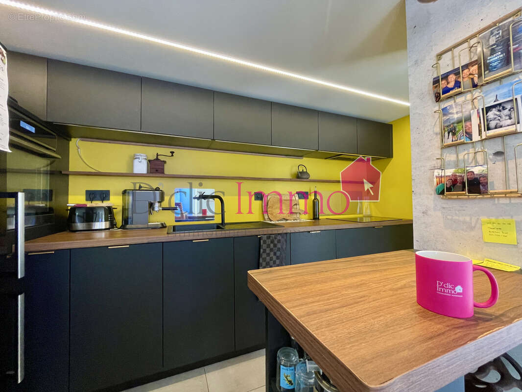Appartement de caractère situé sur la corniche ! - photo 7