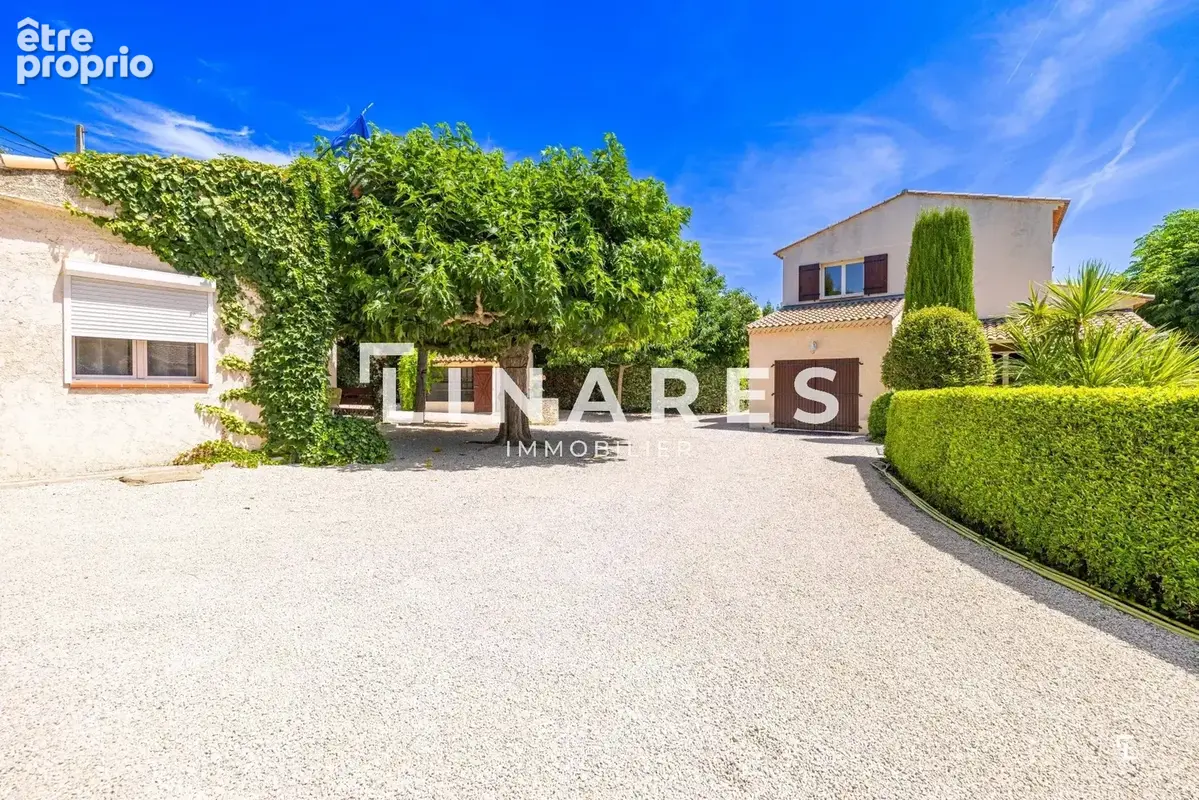 LA  FAMILIALE - Villa T5 de 125m² + Appartement de 46m² + Garage de 19m² -  Piscine - Parcelle 1500m² - 13013 Château Gombert - photo 4