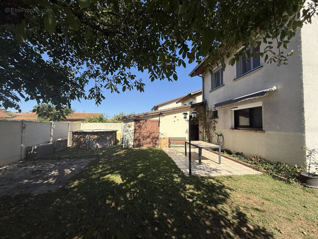 Maison à CHARVIEU-CHAVAGNEUX