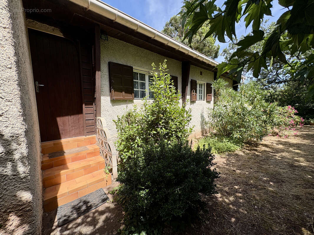 Maison à LE BOSC
