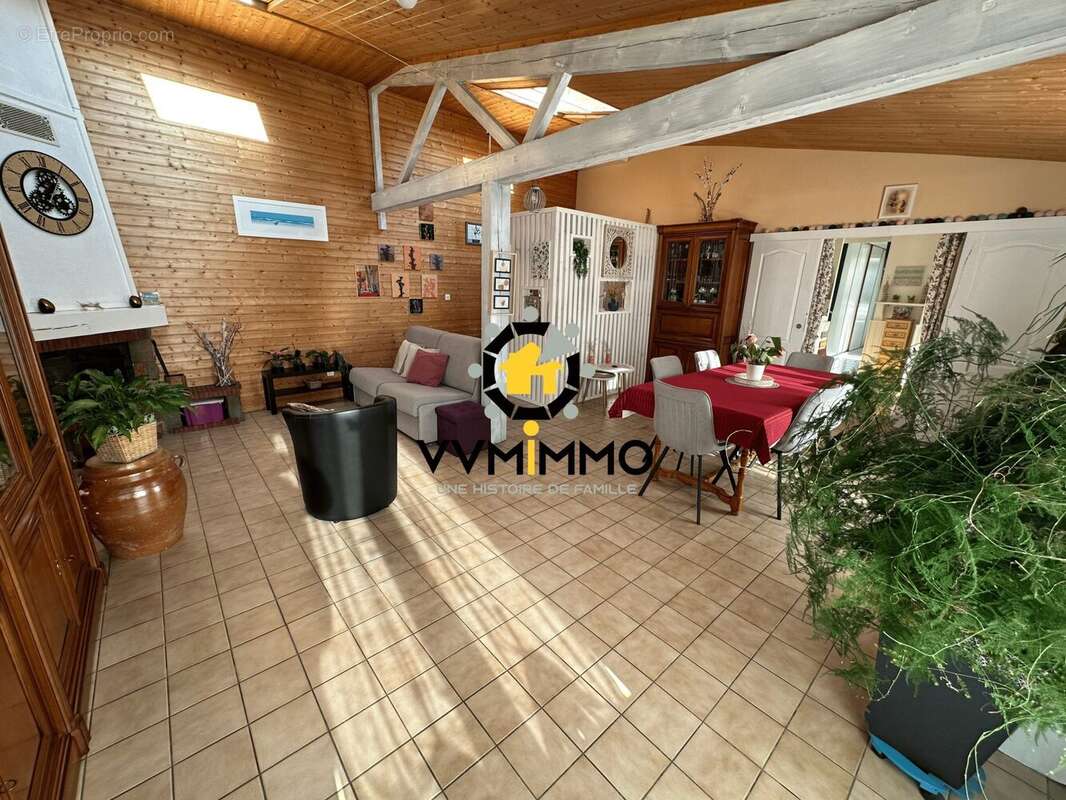 Maison à BARBECHAT