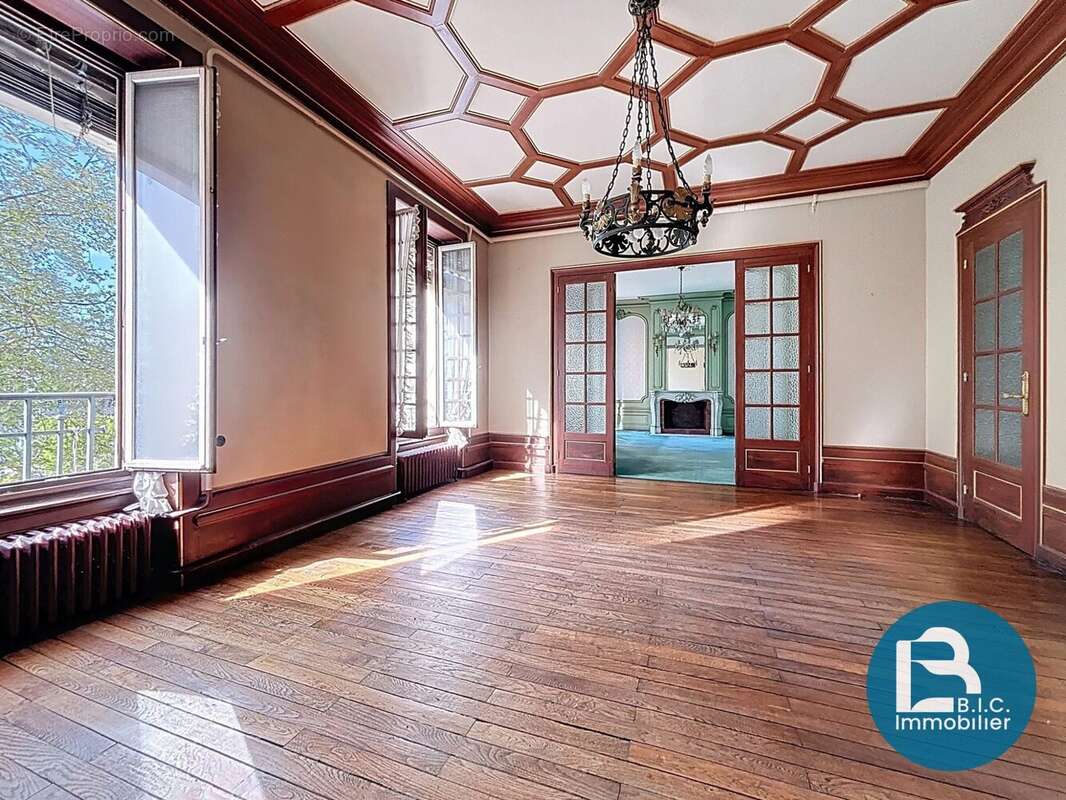 Appartement à LYON-7E