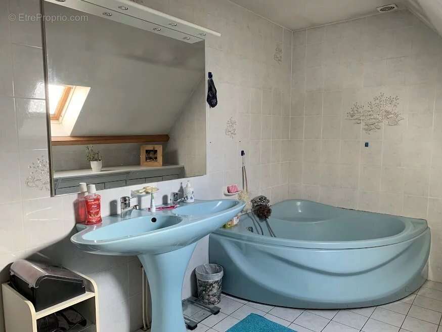 Maison à MILLY-LA-FORET