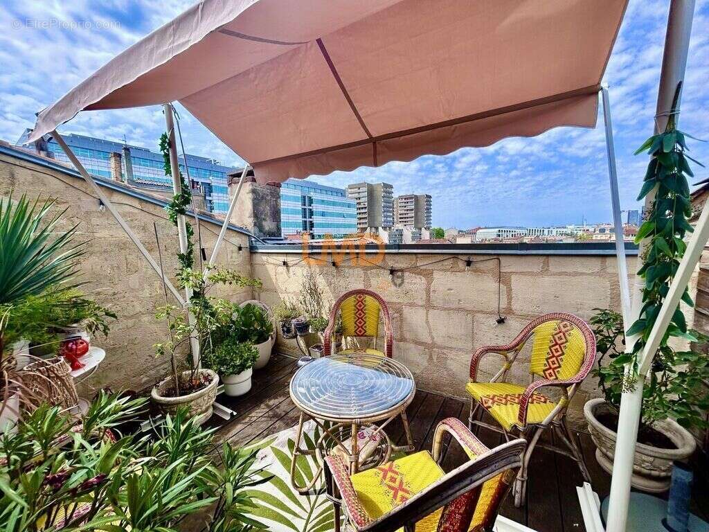 Appartement à BORDEAUX