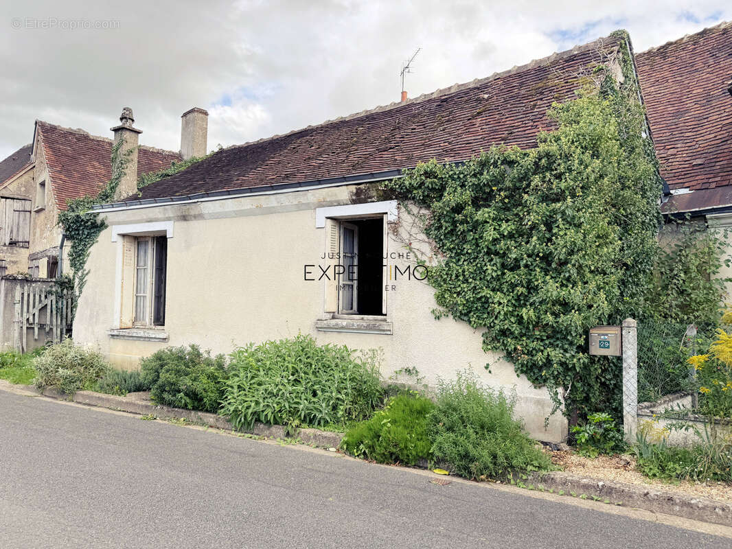 Maison à COUTURE-SUR-LOIR