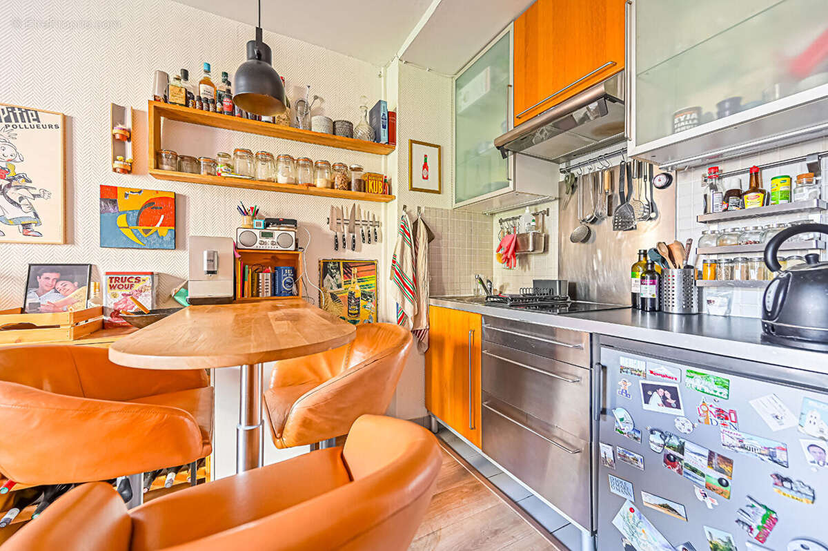 Appartement à PARIS-19E