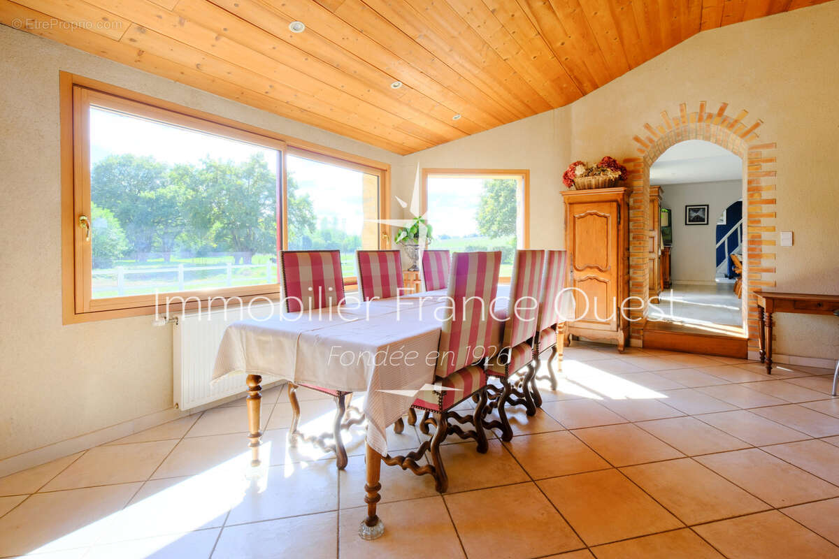 Maison à SABLE-SUR-SARTHE