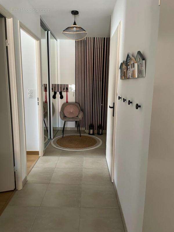 Appartement à LES SORINIERES