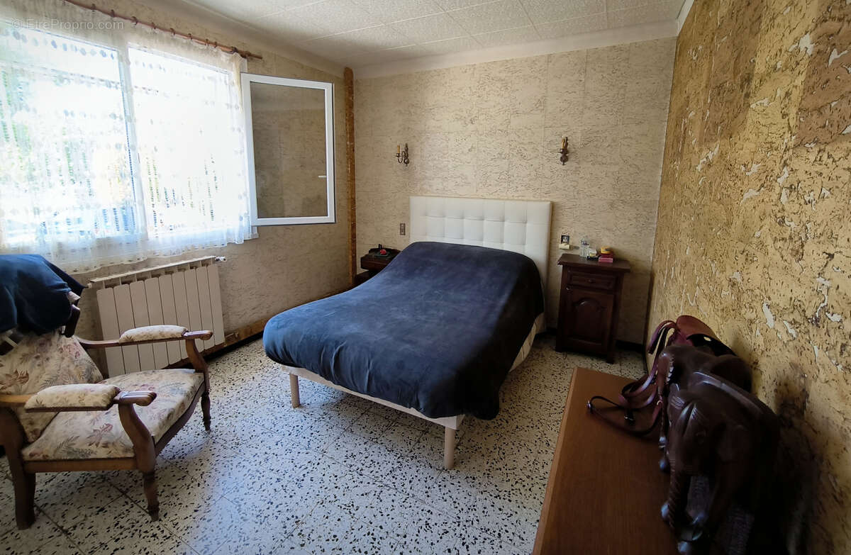 Maison à SAINT-LAURENT-LA-VERNEDE