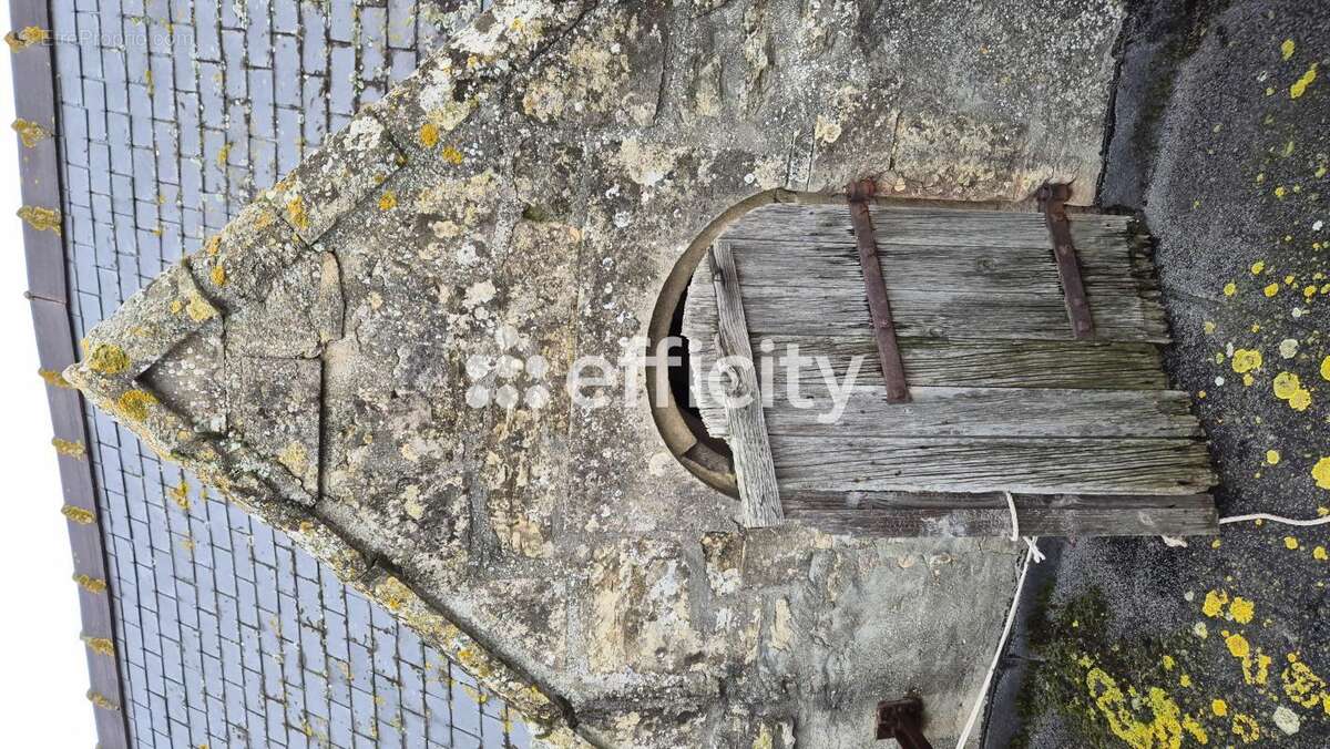 Maison à VIENNE-EN-BESSIN