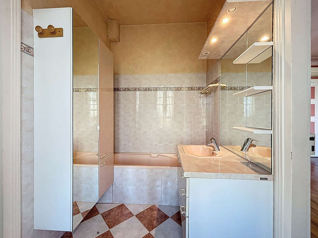 Appartement à BRIVE-LA-GAILLARDE