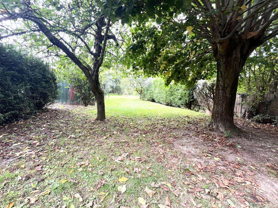 Maison à BEZU-SAINT-ELOI