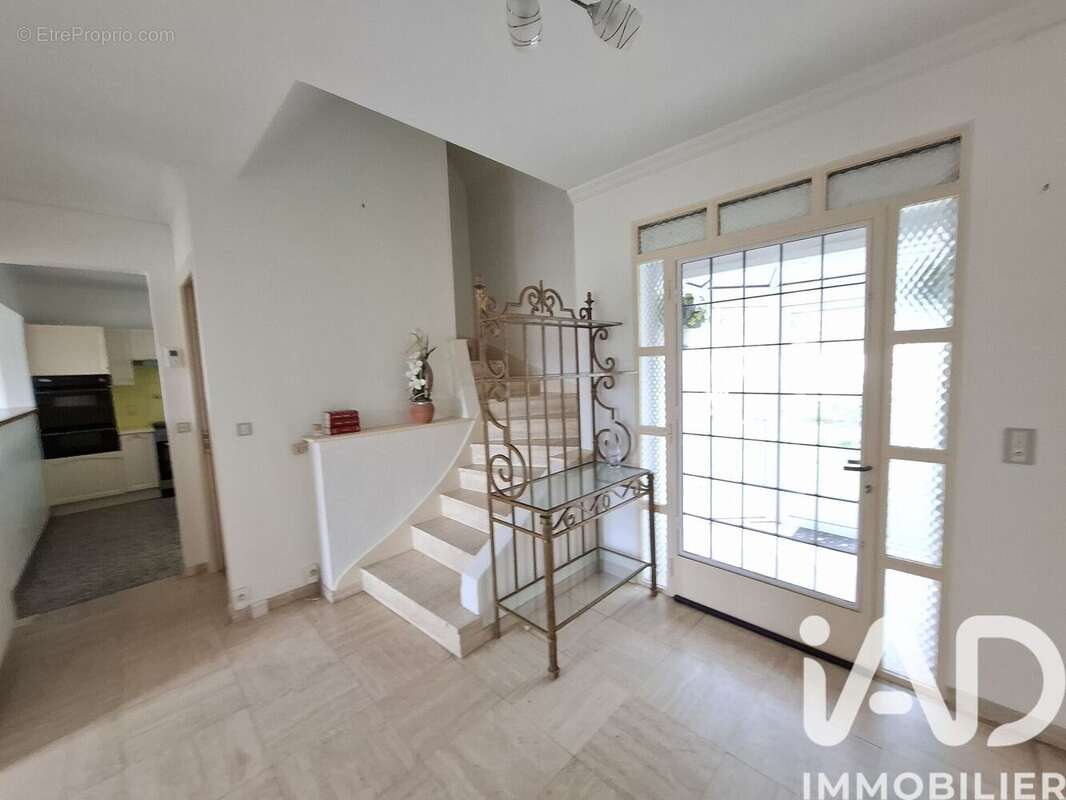 Maison 155 m² à La Bonneville-Sur-Iton  - photo 6
