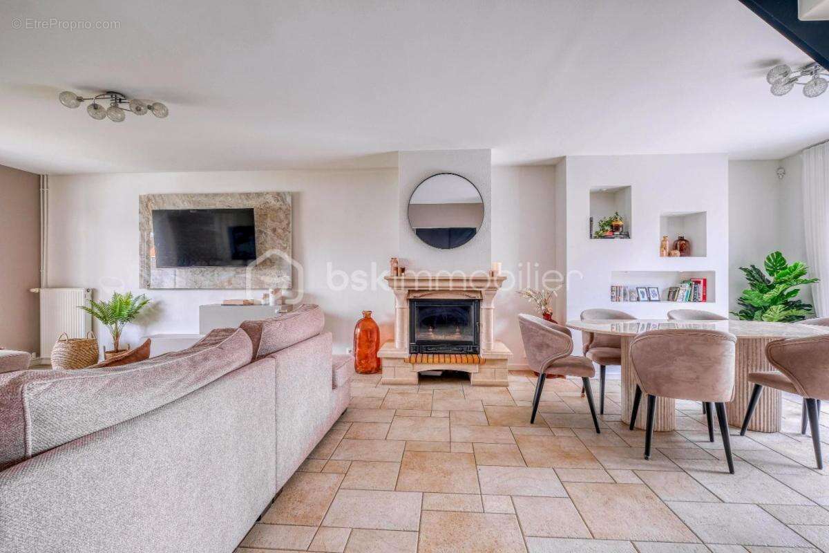 Maison à DAMMARTIN-EN-GOELE