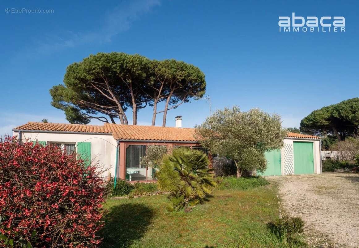 Maison à LE BOIS-PLAGE-EN-RE