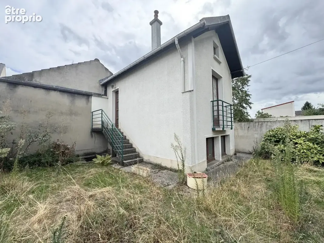 DRANCY - Terrain constructible et viabilisé de 311 m² - photo 2