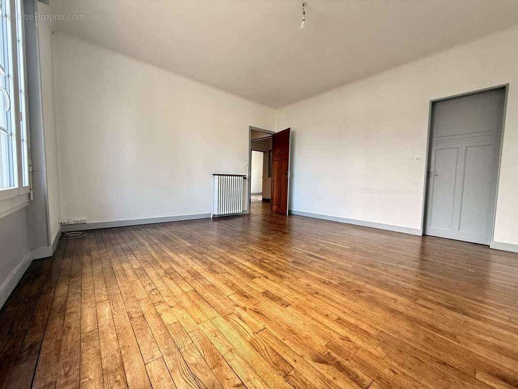 Appartement 235 m² à Pontivy  - photo 5