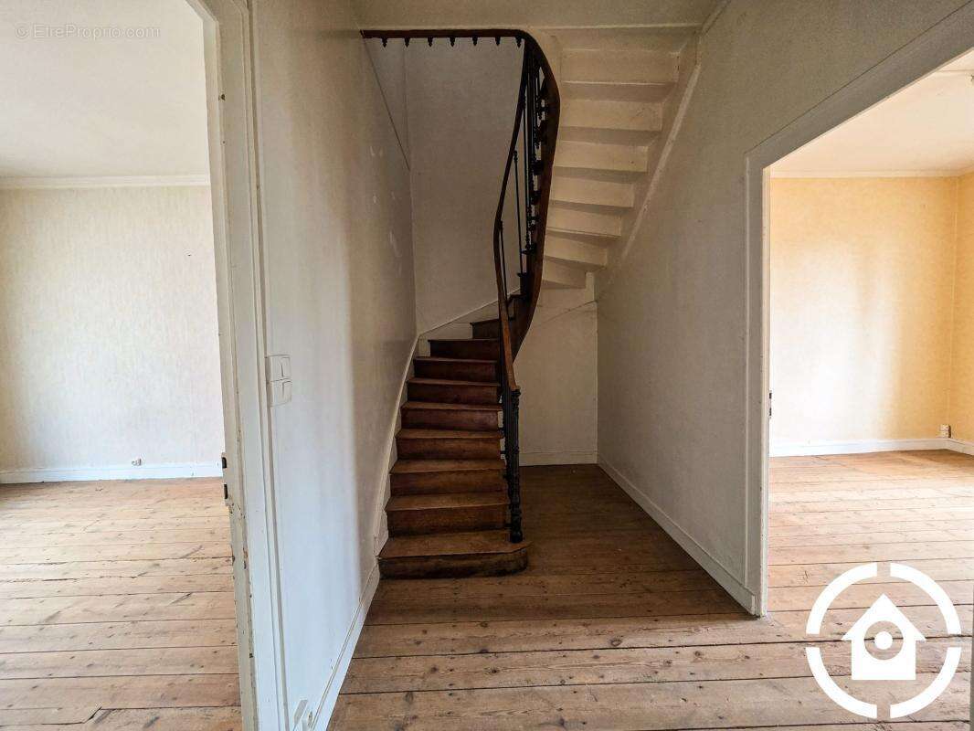 ? Ensemble immobilier de 330 m² habitables - Fort potentie - photo 14