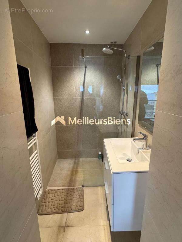 Appartement à BEAUSOLEIL