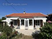 Maison à CHARME