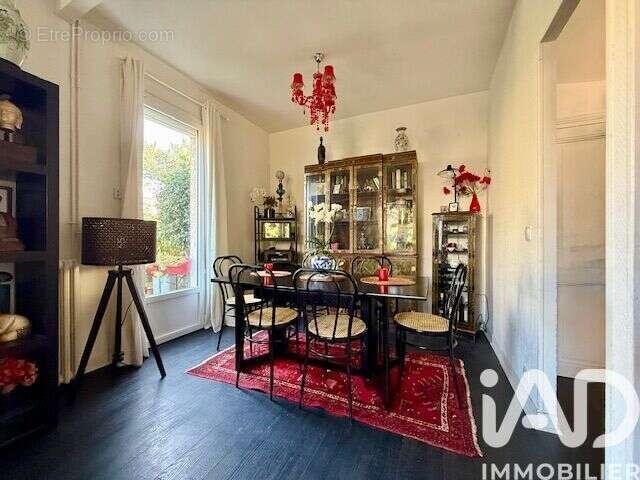 Photo 6 - Maison à GARCHES