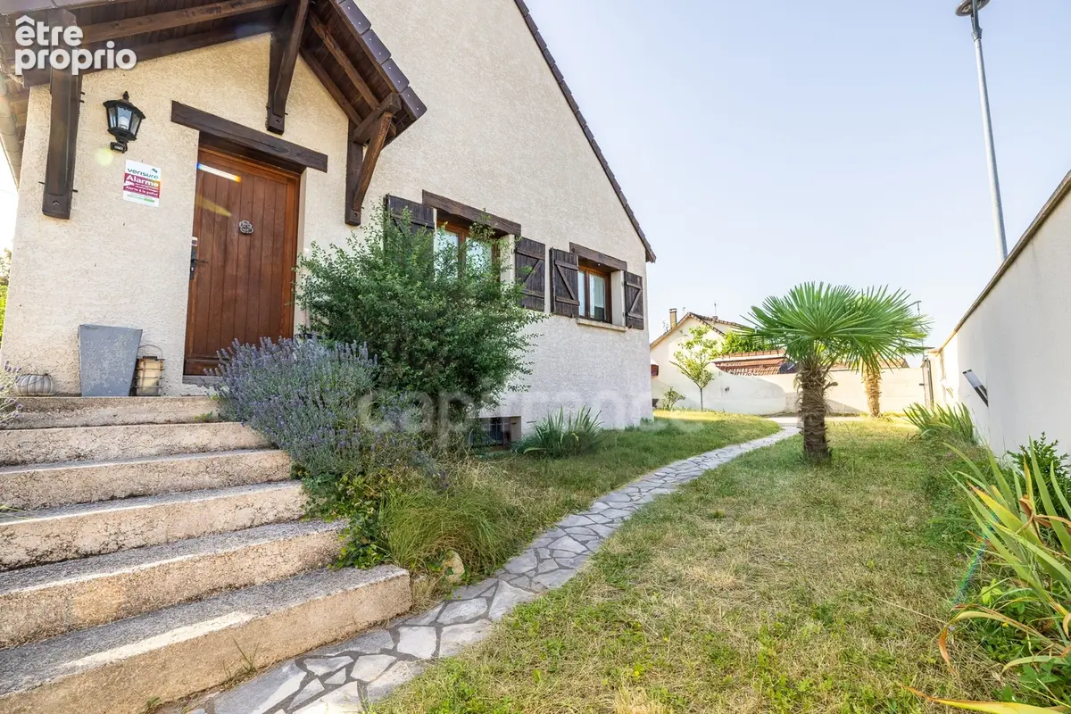 Maison à vendre de 135m² à Longpont-sur-Orge – Beaux volumes, jardin et sous-sol total - photo 16