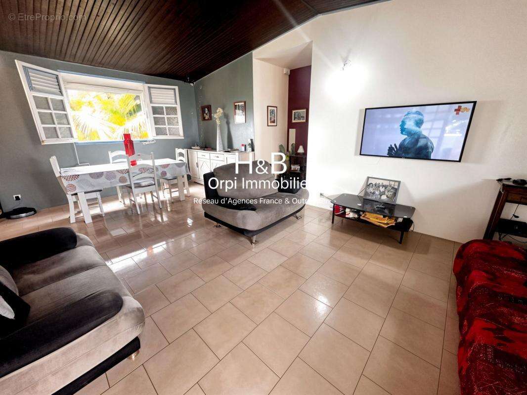 Maison à FORT-DE-FRANCE