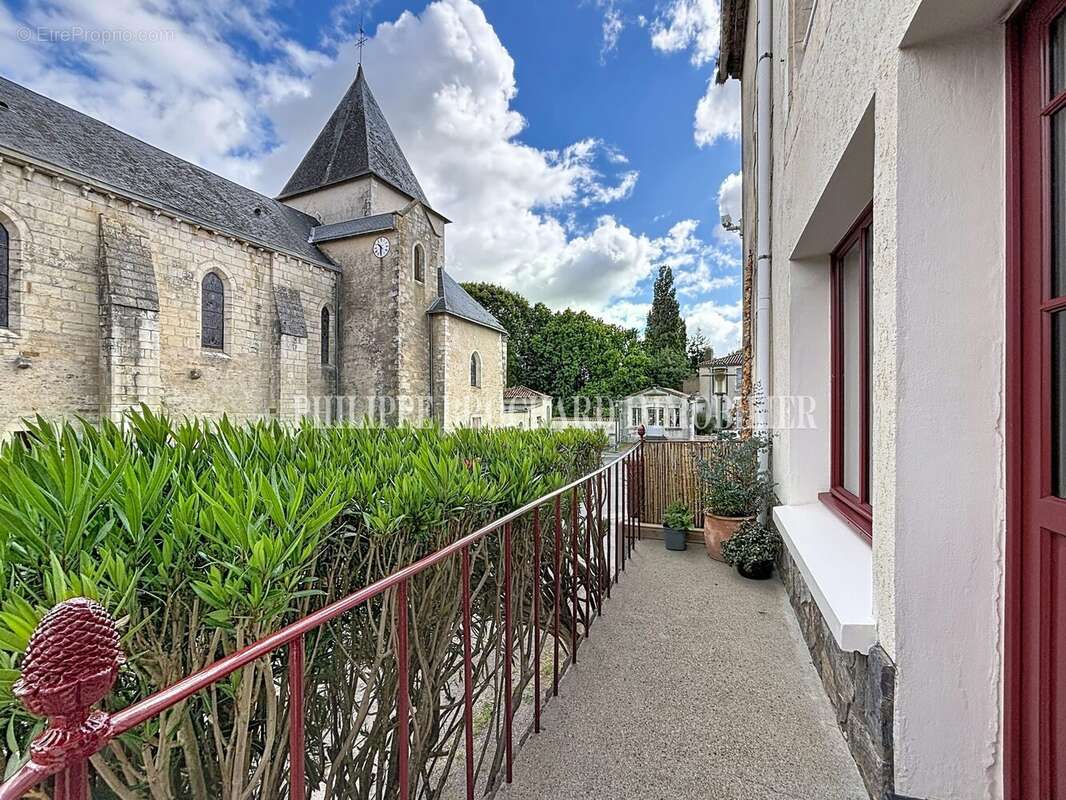 Maison à MOUTIERS-SUR-LE-LAY
