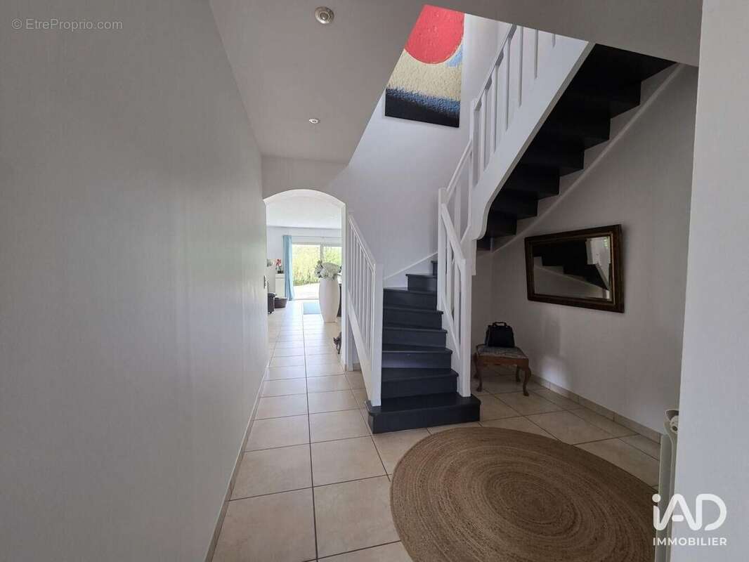 Maison 205 m² à Monestier  - photo 2