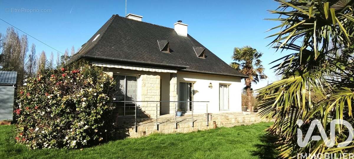 Photo 2 - Maison à MEZIERES-SUR-COUESNON