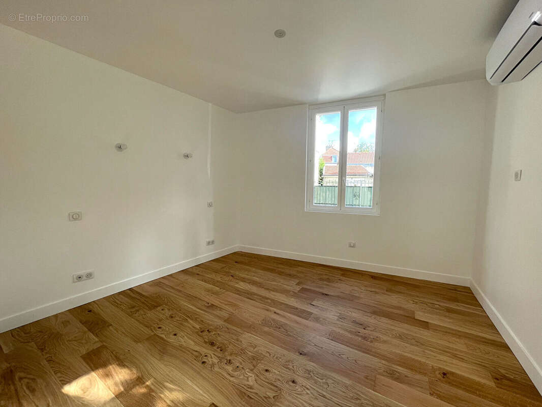 Appartement à SAINTE-SAVINE