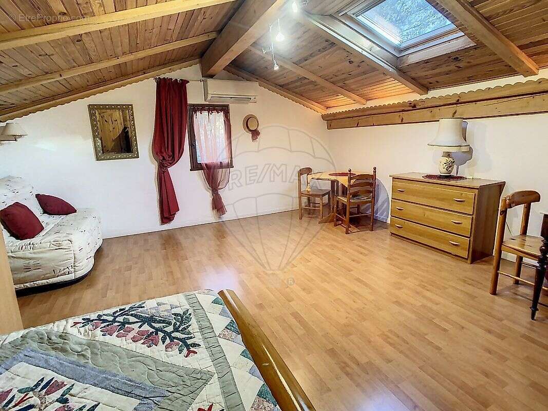 Maison à BOISSET-ET-GAUJAC