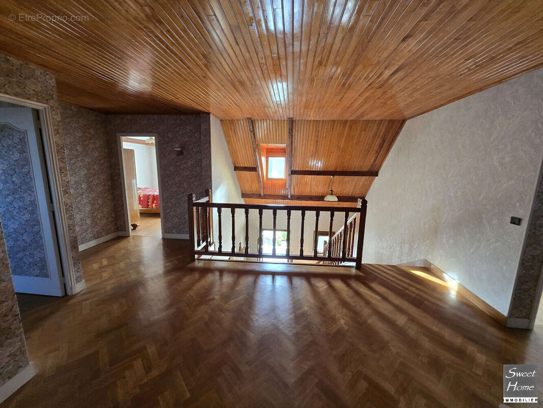 Maison à MAGNY-LES-HAMEAUX