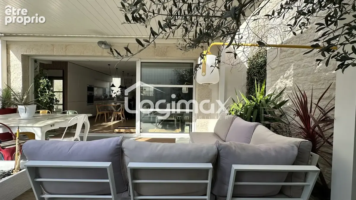 Maison 4 pièces 105 m² à vendre à La Rochelle (17000) - photo 2