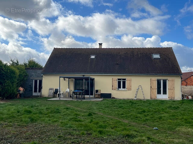 Maison à ESCUROLLES